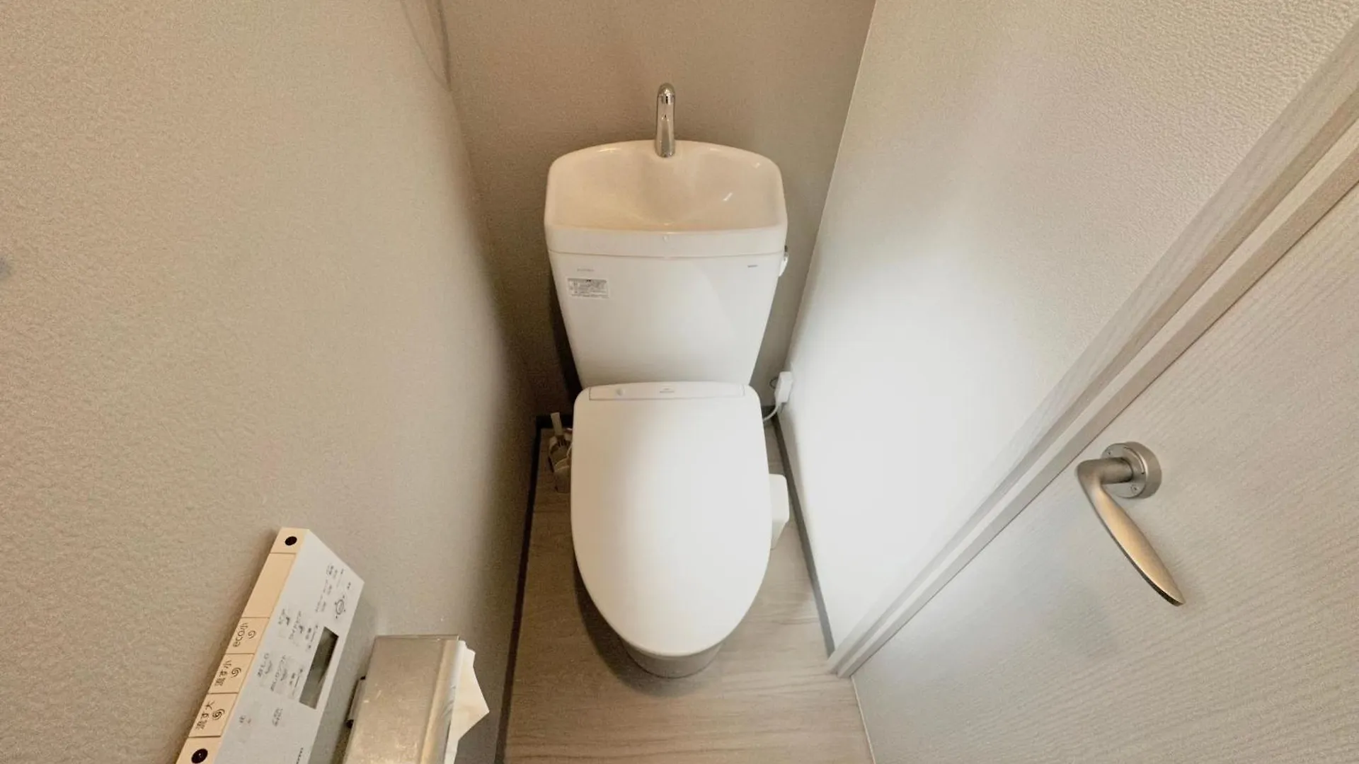 Hotel マーベラス浅草#Private Maisonette Room#Near Asakusa Sta#6Ppl Tokyo Apartment